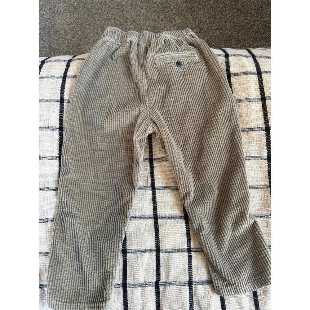 Easy Peasy green corduroy pants size 2T. 100% organic cotton - Picture 3 of 3